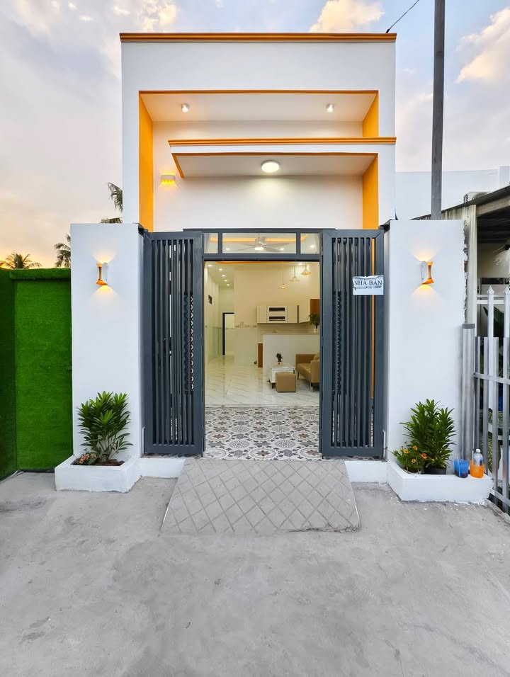 Nhà trệt hẻm 115 Cách Mạng Tháng Tám, 60m² giá 1.68 tỷ - Nội thất đầy đủ!