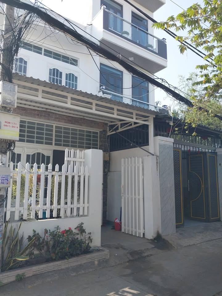 Nhà góc hẻm xe hơi Huỳnh Tấn Phát 64m² giá 5.1 tỷ - Nội thất sang trọng!