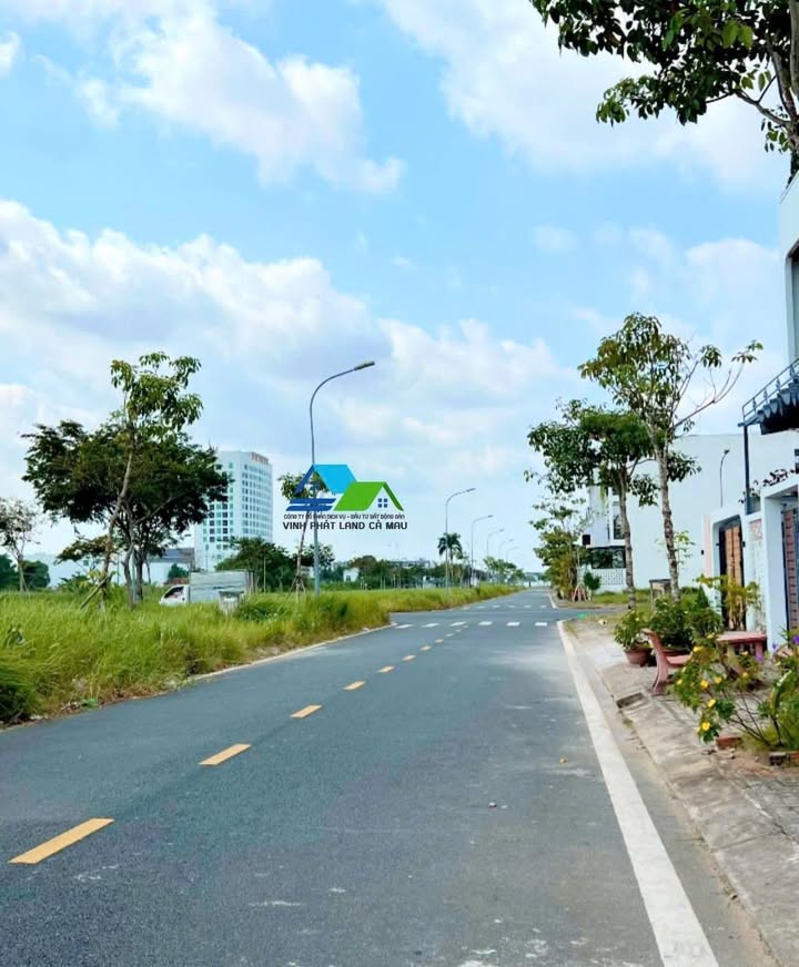 Đất nền đẹp tại Khu dân cư Minh Thắng, Cà Mau 100m² giá chỉ 1 tỷ - Sổ đỏ chính chủ!