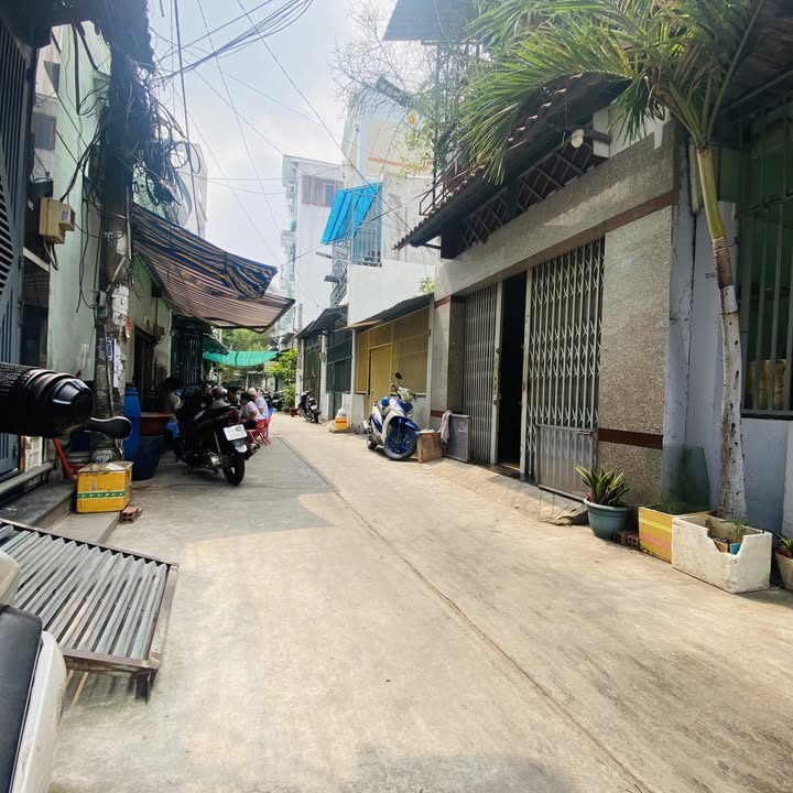 FrontHouse Đường Phú Thọ Hòa Quận Tân Phú 63m² giá 5 tỷ - Cơ hội đầu tư hấp dẫn!