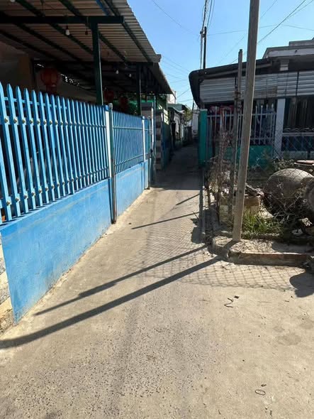 Nhà nguyên căn 100m² hẻm xe máy đường Ung Chiếm Phú Hài - Full nội thất chỉ 4 triệu/tháng!