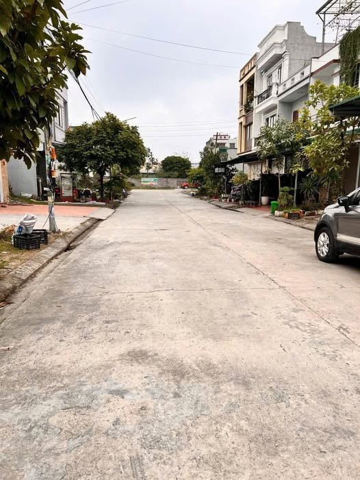 Nhà phố Cao Xanh Hạ Long 80m² giá 3 tỷ - Hàng hiếm, cơ hội đầu tư tuyệt vời!