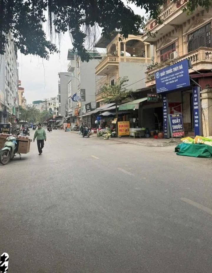 Mặt bằng kinh doanh mặt chợ Văn Điển 60m² giá thỏa thuận - Sổ đỏ vuông vắn!