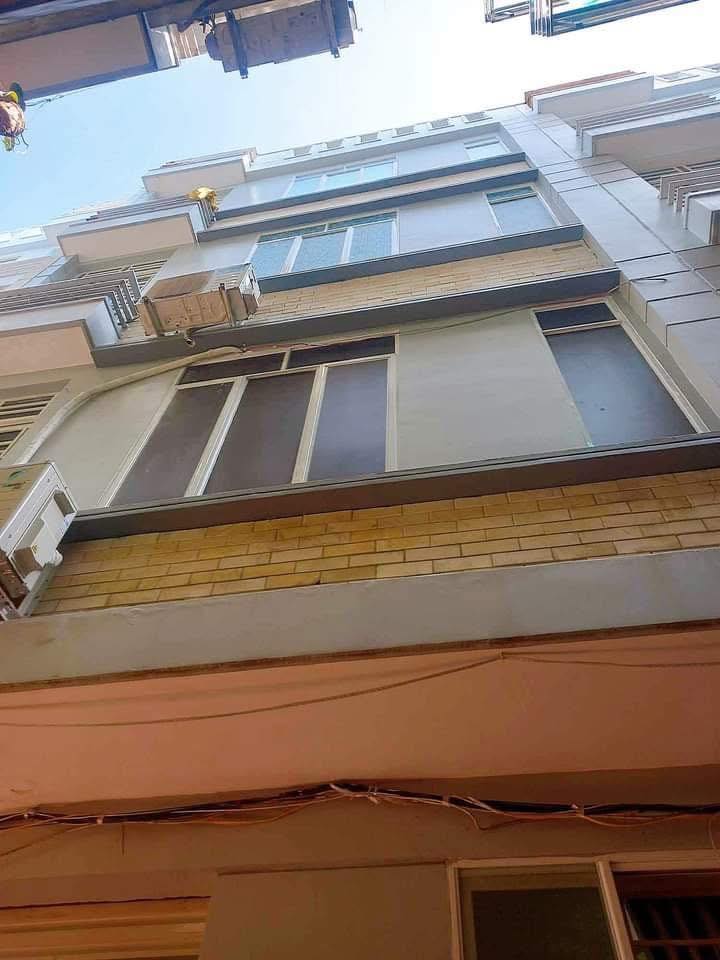 Nhà phố 4 tầng tại Xóm Trung, Hải Phòng 40m² giá 3 tỷ - Chỉ cần xách vali vào ở ngay!