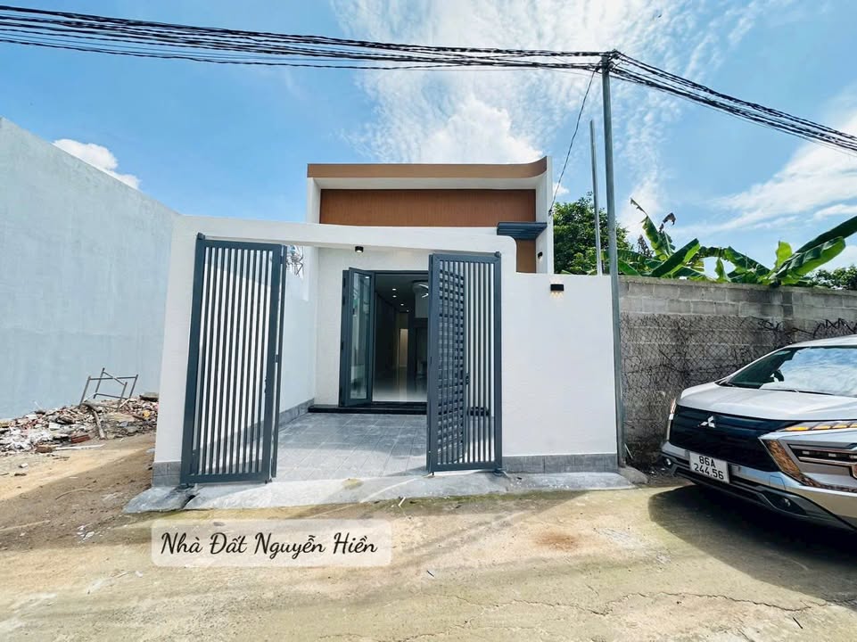 Nhà mới Bàu Trâm, Long Khánh 100m² giá 1.399 tỷ - Sổ hồng chính chủ