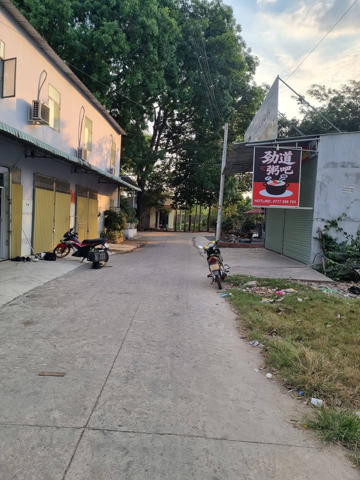 Đất 2 mặt tiền Hưng Hòa Bàu Bàng 377m² giá 2 tỷ - Cơ hội đầu tư lý tưởng!