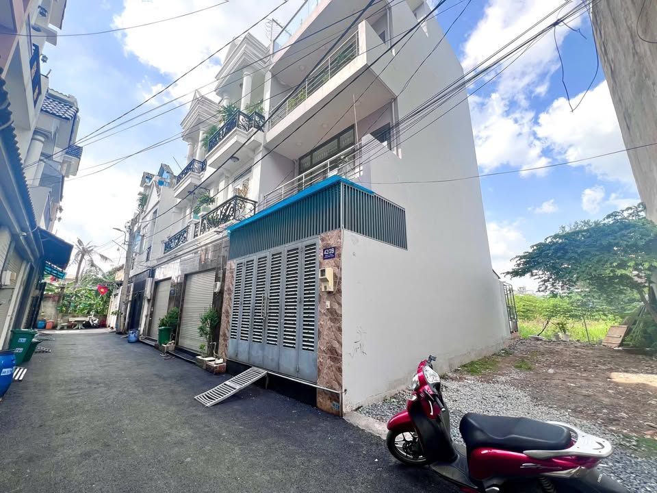 Đất Hiệp Bình Phước 63.5m² giá 5 tỷ - Hẻm ô tô đồng bộ, sạch sẽ, cao ráo!