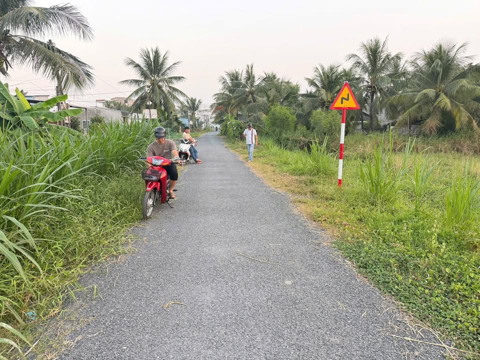 Đất nền mặt tiền nhựa 32m tại KCN Long Đức, Trà Vinh - Chỉ 3.5 tỷ!