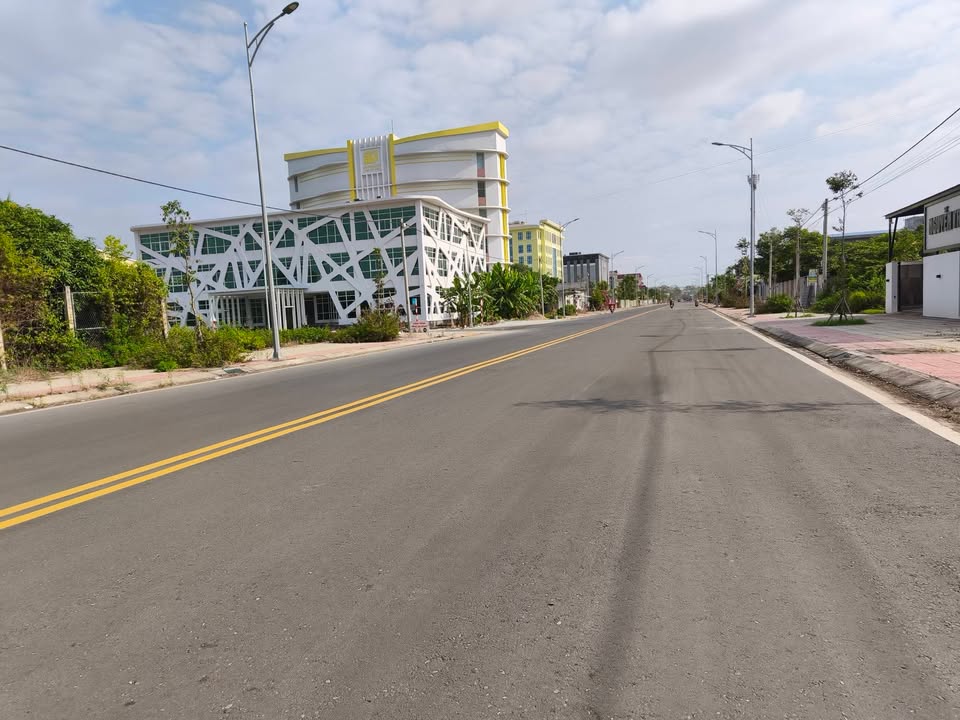 Đất thổ cư 288.32m² tại Huyện Châu Thành - Giá 2.9 tỷ - Mặt tiền đường D10, vị trí đắc địa!