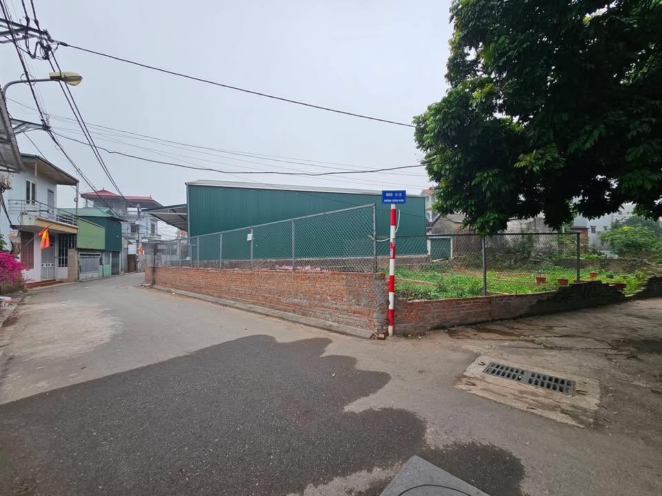 Nhà bán tại Bát Khối, Long Biên, 59m² giá 5.95 tỷ - Vị trí đắc địa gần trung tâm thương mại!