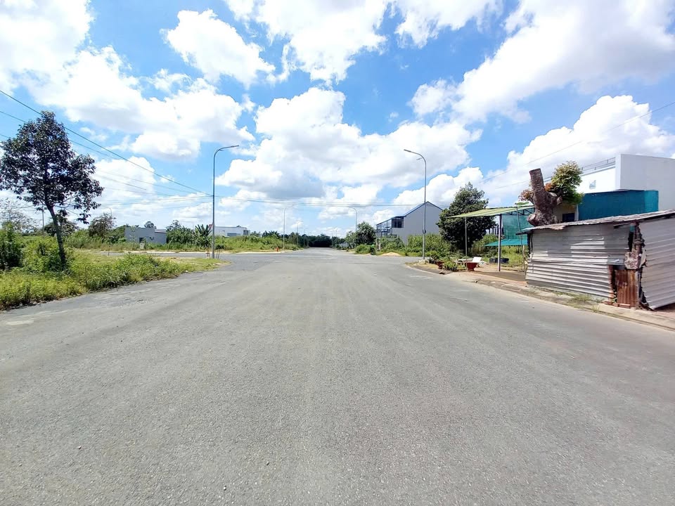 Đất nền 80m² đường A3 KDC Tân Phú, Cần Thơ - An cư lý tưởng, giá chỉ 1.88 tỷ!