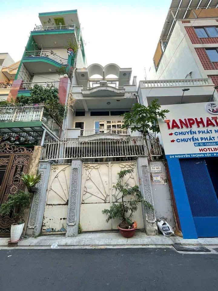 Nhà mặt tiền Nguyễn Trọng Lội, Tân Bình, 64m², Giá 15 tỷ - Đầu tư sinh lời hấp dẫn!