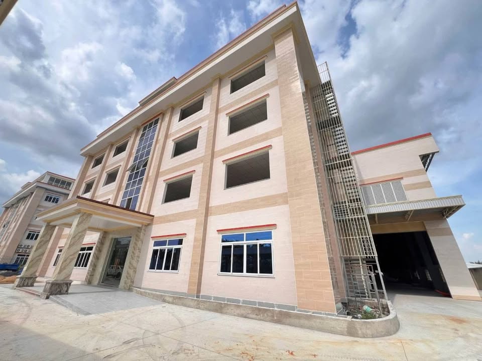 Kho xưởng cho thuê tại KCN Đức Hòa, Long An - Diện tích 6,544m² - Đầu tư sinh lời ngay!