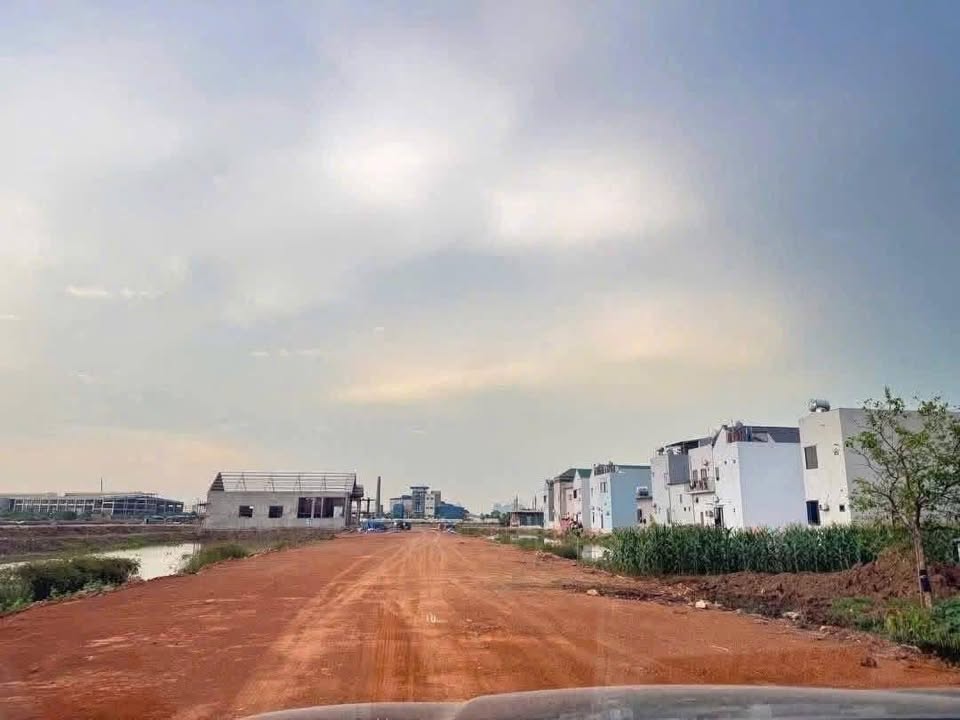 FrontHouse Thượng Đồng Nam Định 126m² giá thỏa thuận - Vị trí đắc địa gần khu công nghiệp!