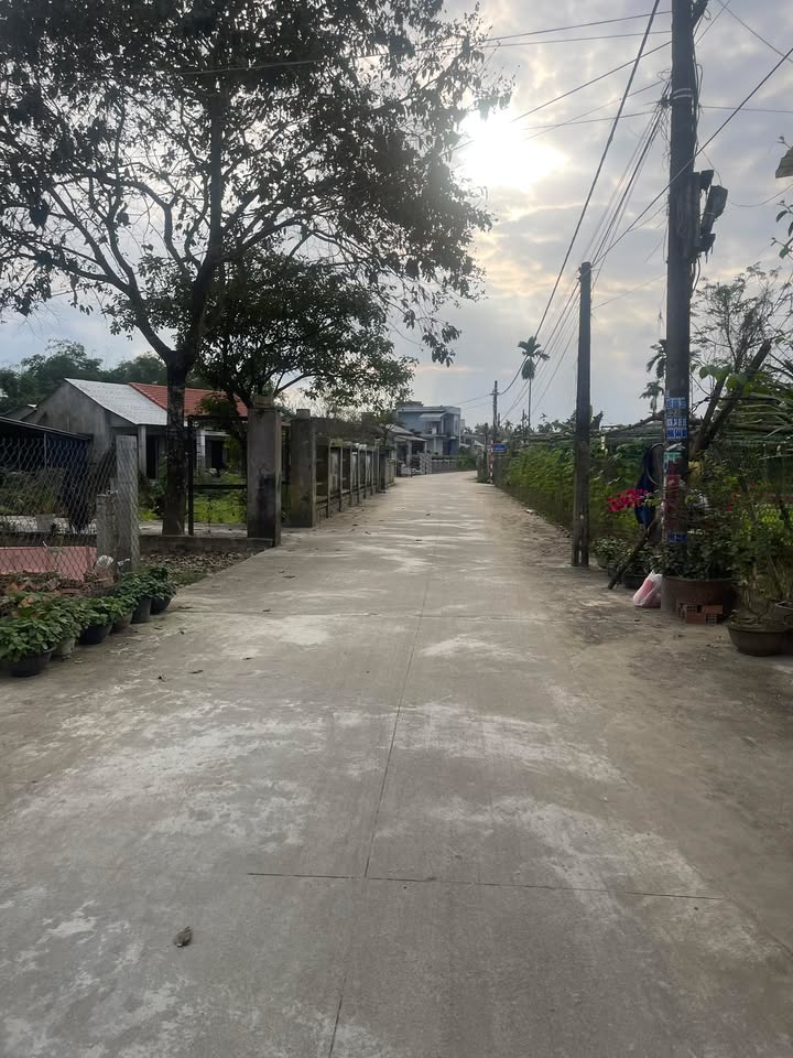 Bán gấp FrontHouse mặt tiền Nguyễn Bỉnh Khiêm, xã Điện Tiến, 162m² giá 900 triệu - Đầu tư sinh lời