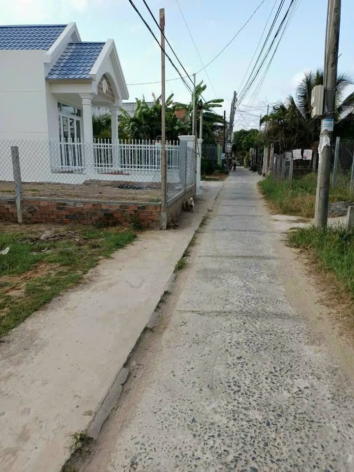 Đất thổ cư Thị trấn Bình Phú, 432m² giá 3.3 tỷ - Cơ hội đầu tư hấp dẫn!