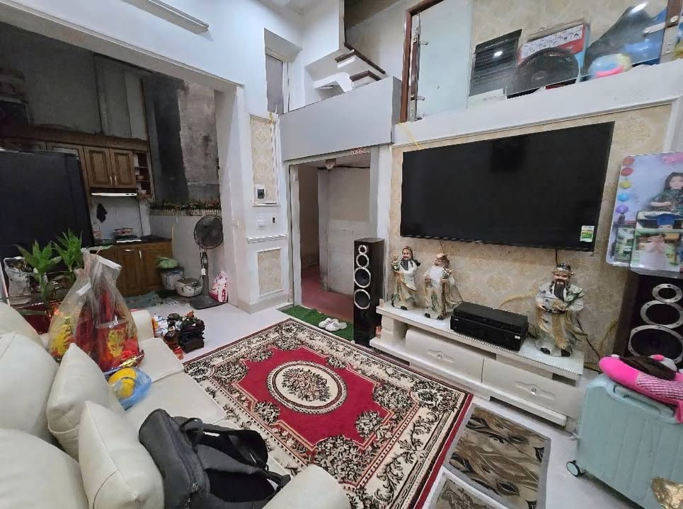 Nhà đẹp Tôn Đức Thắng Đống Đa 26m² giá 7.3 tỷ - Ngõ sát phố, tiện ích đầy đủ!