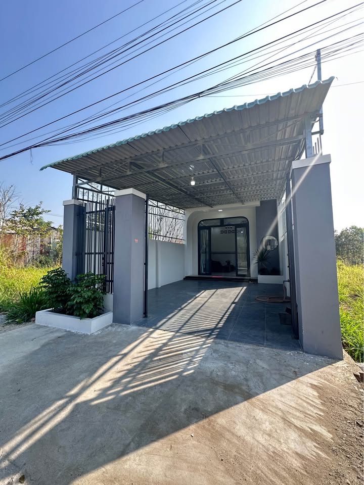 Nhà mới xây đường Ngô Quyền, Tây Ninh 142m² giá 1.29 tỷ - Sẵn sàng vào ở!