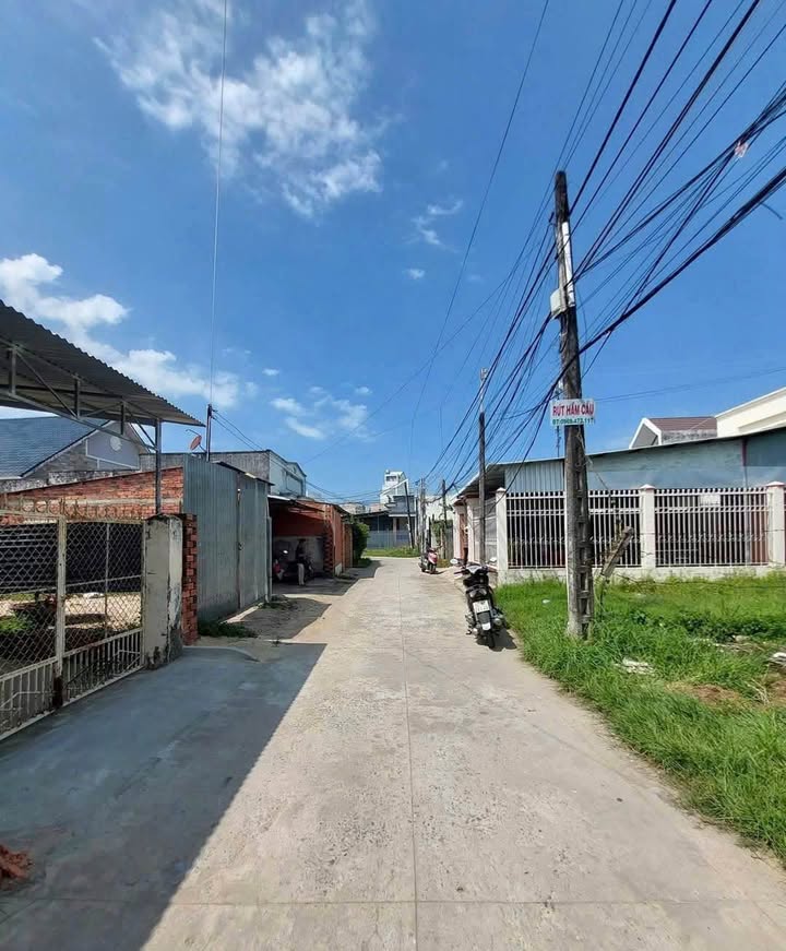 Đất hẻm 73 CMT8, Phường Hiệp Ninh, 400m² giá 10 tỷ - Cơ hội đầu tư lý tưởng!