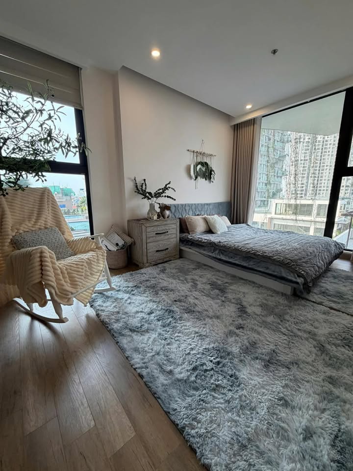 Căn hộ Ecopark 103m² giá 7 tỷ - Full nội thất mới, view bể bơi