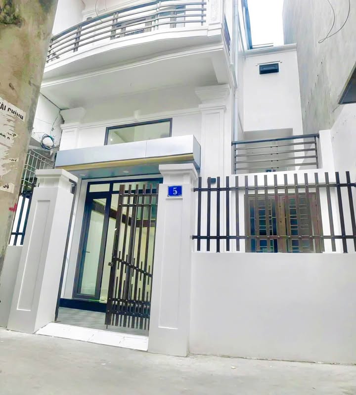 Nhà 3 tầng Trần Nguyên Hãn, Lê Chân, Hải Phòng 71.5m² - Chìa khóa trao tay, vào ở ngay!