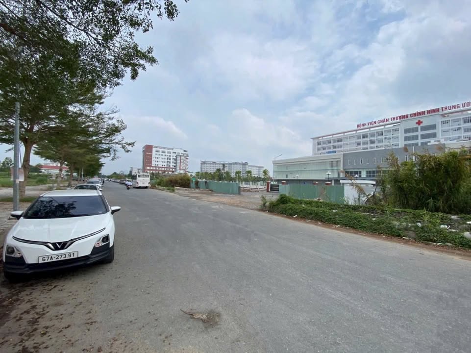 Đất nền khu đô thị STK An Bình 240m² giá 8.4 tỷ - Đối diện biệt thự sang trọng!