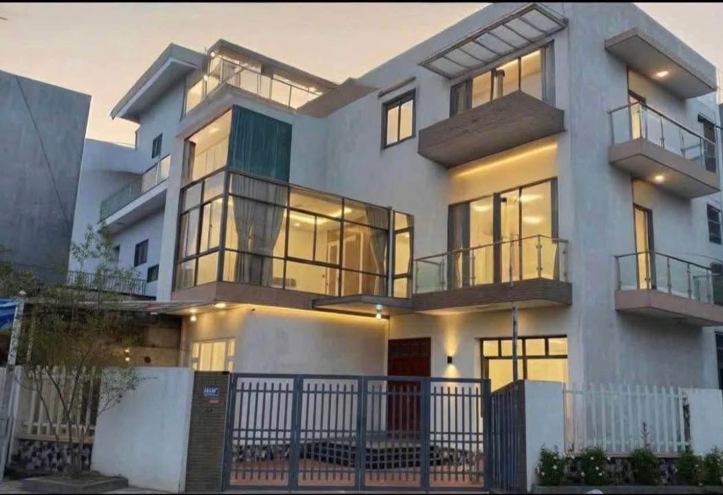 Nhà 3 tầng mặt tiền 9,1m tại Phố Mới 176m² giá 6 tỷ - Phong thủy tốt!