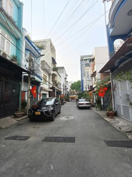 Đất vàng Tân Sơn Nhì 76m² giá nhỉnh 6 tỷ - Cơ hội đầu tư tuyệt vời!