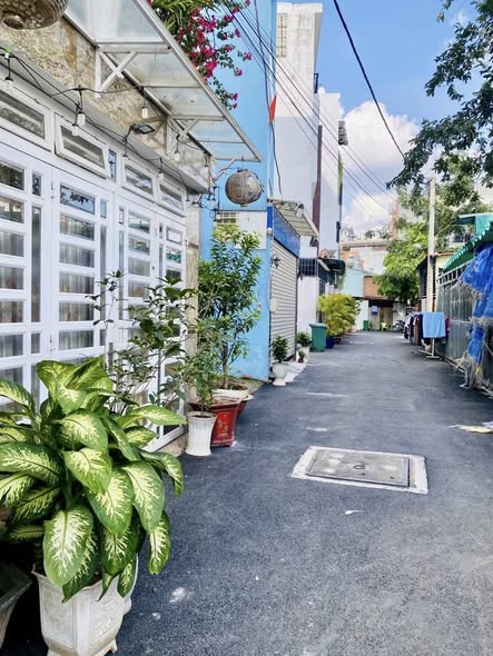 Nhà hẻm ô tô 3 tầng Phường Bình Trưng Tây 63m² giá 7.5 tỷ - Hàng hiếm Q2 cũ!