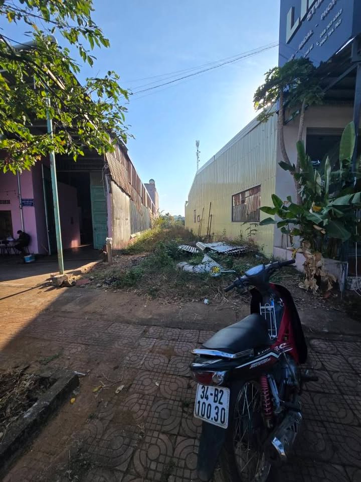 Đất mặt tiền đường Quang Trung, Chư Sê, Gia Lai 300m² giá 1.2 tỷ - Cơ hội đầu tư tuyệt vời!