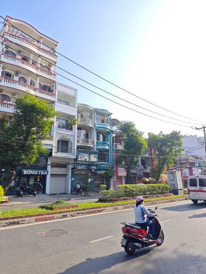 Nhà mặt tiền Bàu Cát, Quận Tân Bình, 72m² giá 25.5 tỷ - Kinh doanh đỉnh cao!