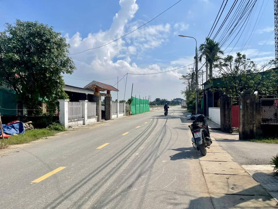 Đất mặt đường Đặng Tất, Thành phố Vinh 120m² giá 3.5 tỷ - Kinh doanh sầm uất!