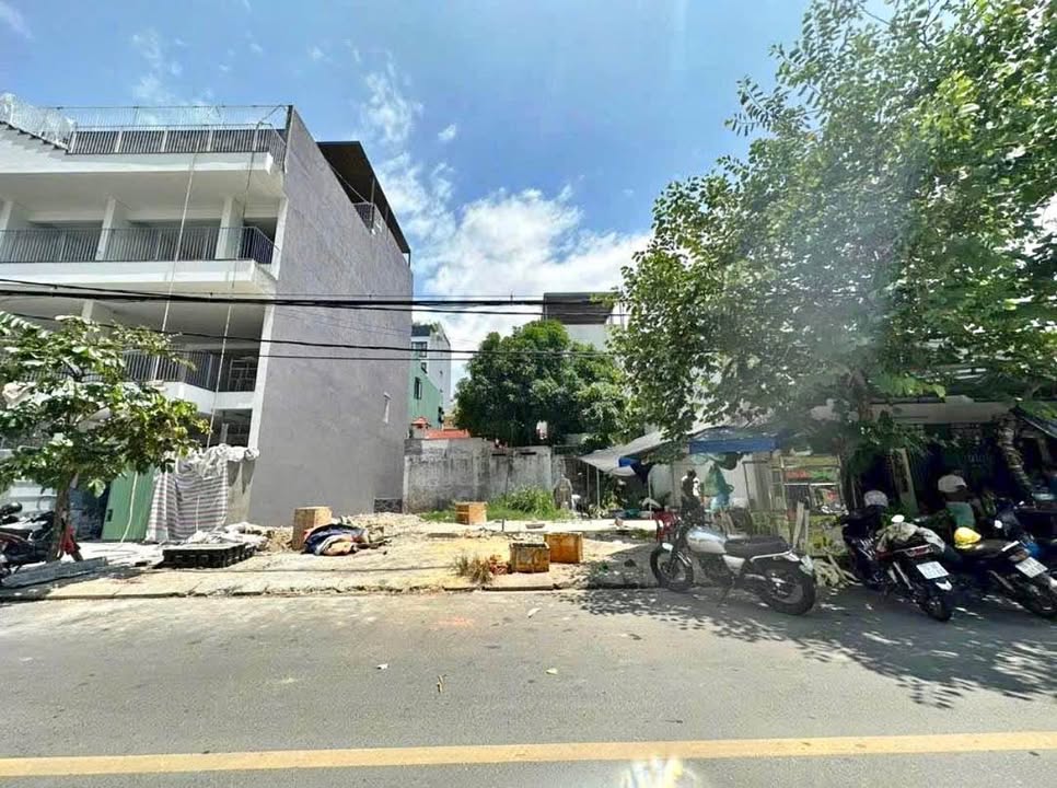 Đất mặt tiền Vũ Mộng Nguyên Đà Nẵng 140m² giá 25 tỷ - Cách biển Mỹ Khê chỉ 400m!