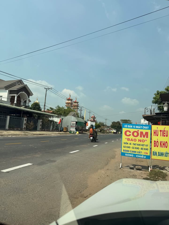 Nhà nguyên căn mặt tiền QL22B, 150m² chỉ 3.5 triệu - Kinh doanh lý tưởng!