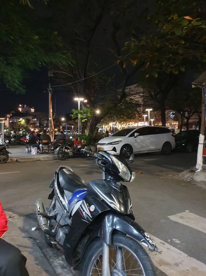 Phòng trọ Đường Núi Thành, Hải Châu 120m² giá 4 tỷ - Đầu tư sinh lời ngay!