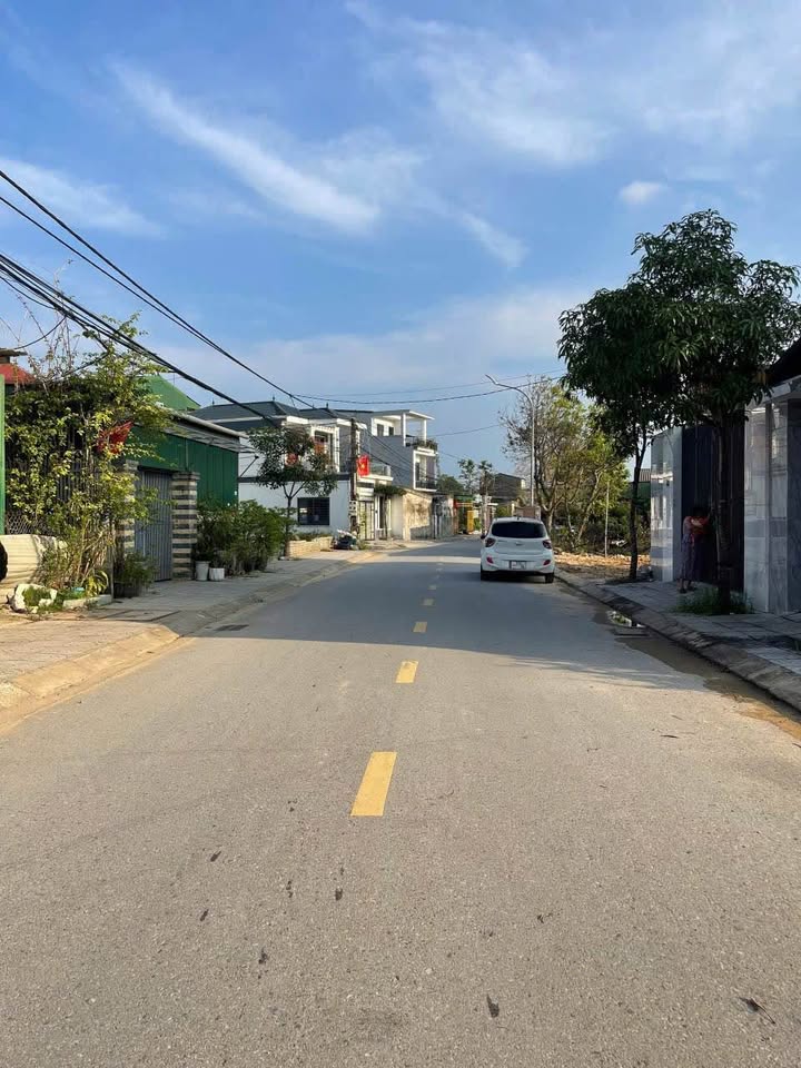 Đất mặt đường Trần Thánh Tông, P.Hưng Lộc, 122m² giá 4 tỷ - Đầu tư sinh lời ngay!