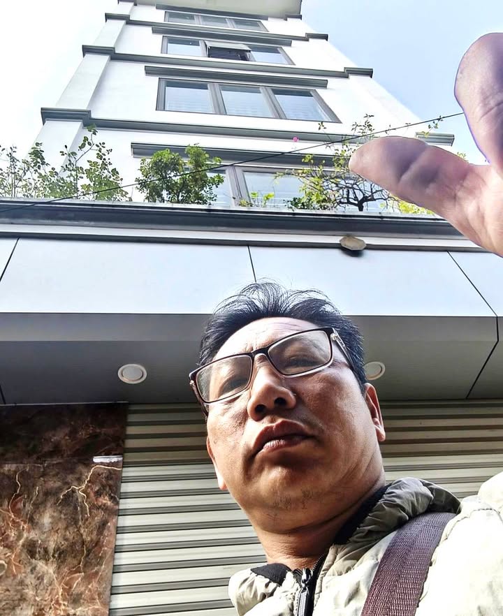 Nhà phố Vĩnh Quỳnh 38m² giá 5 tỷ - Ô tô đỗ sát nhà, tiện ích đầy đủ!