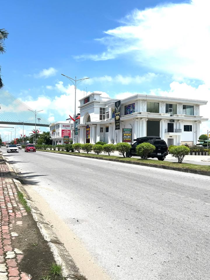 Đất nền Cenco5 A5 Hạ Long 300m² giá 2.7 tỷ - Đầu tư sinh lời ngay!