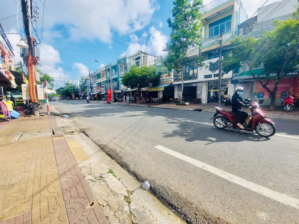 Nhà phố 3 tầng đường 30/4, Phường An Khánh, 40m² - Kinh doanh thuận lợi!