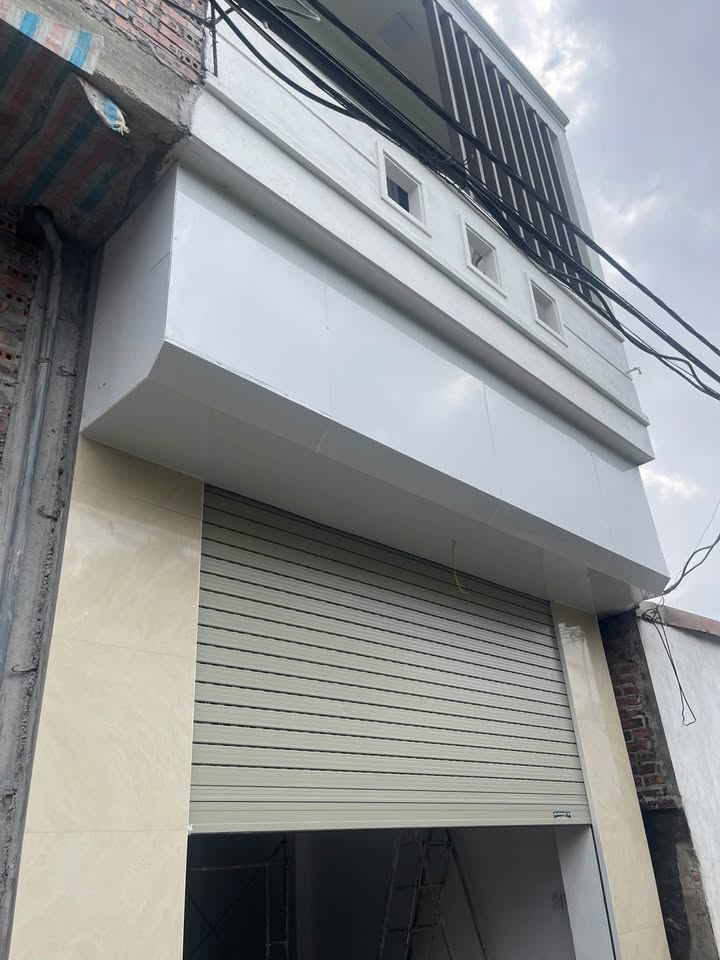 Nhà 2 tầng Vũ Chính 40m² giá 1 tỷ - Sổ đỏ chính chủ, gần bệnh viện!