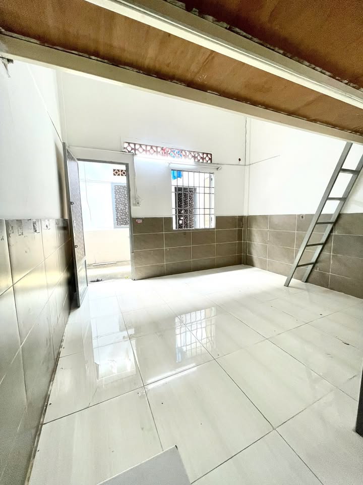 Phòng trọ sinh viên Đường Đỗ Xuân Hợp - Giờ giấc tự do, an ninh tuyệt đối!