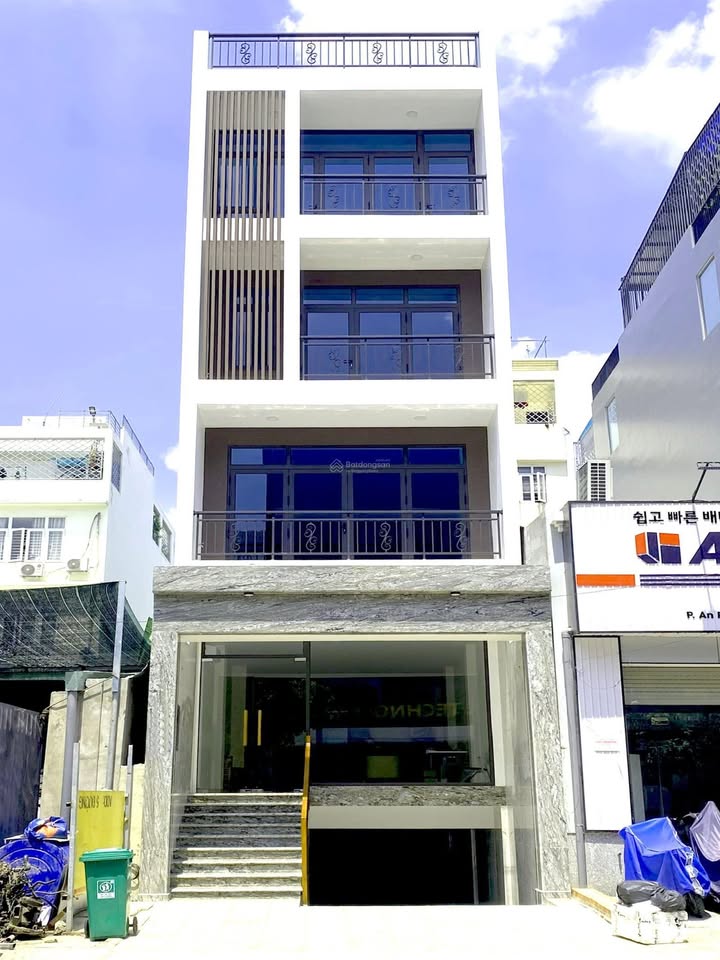 Cho thuê tòa nhà văn phòng An Phú, Thủ Đức 100m² giá 70 triệu - Sẵn sàng làm việc ngay!