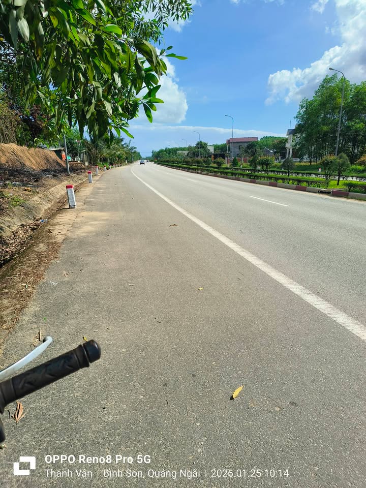 Đất nền mặt tiền Võ Văn Kiệt, Đồng Xoài 600m² giá chỉ 300 triệu - Cơ hội đầu tư lý tưởng!