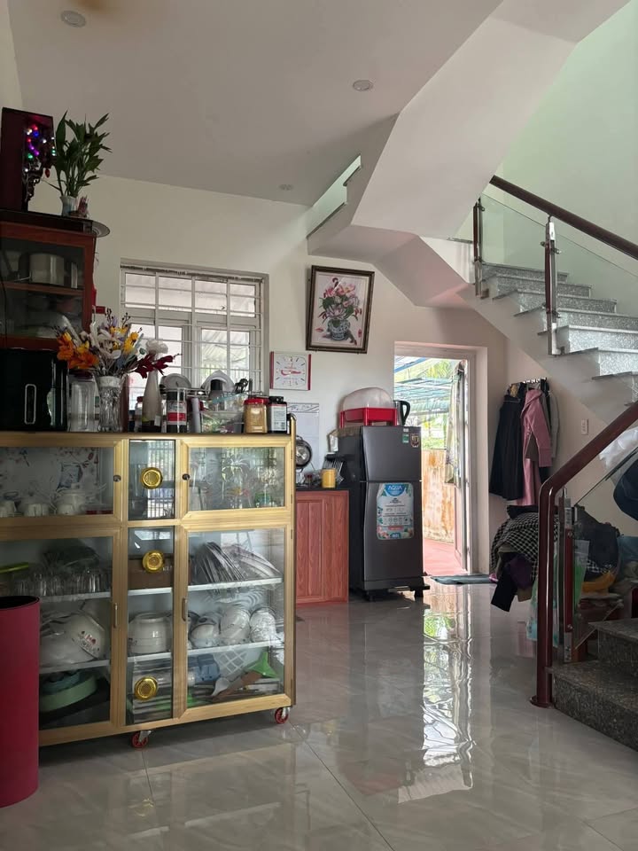 Nhà riêng tại Thị trấn Chợ Chùa, Huyện Nghĩa Hành, 125m² giá 1.4 tỷ - Hướng Đông mát mẻ, tài lộc!