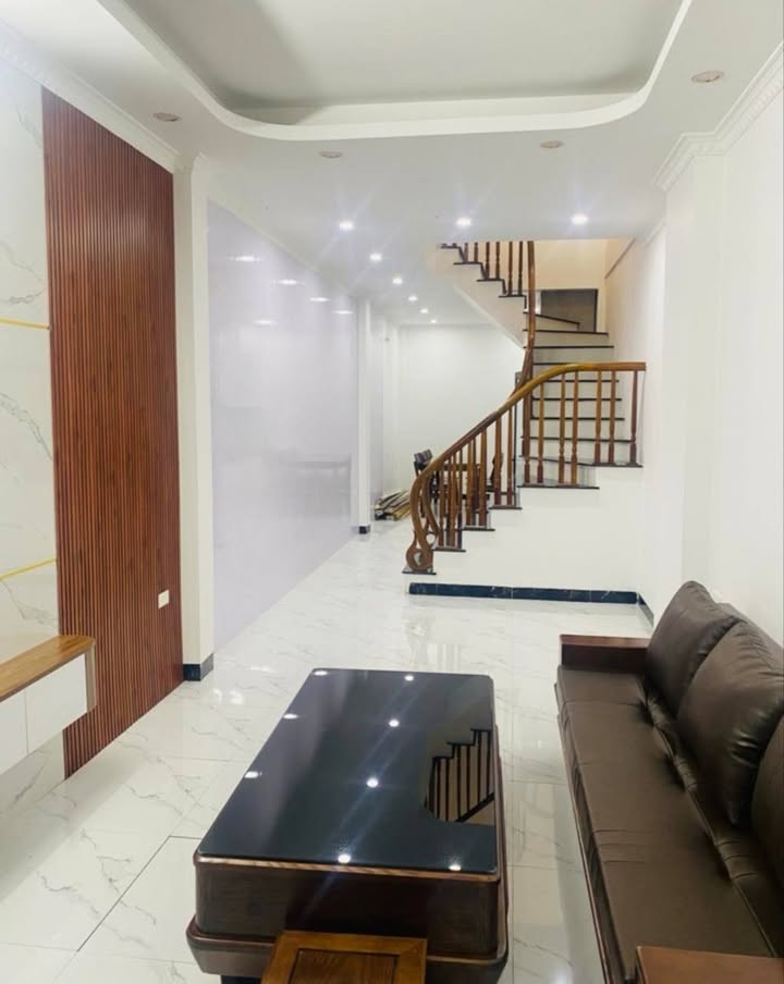 Nhà phố 5 tầng Bùi Xương Trạch, 41m² giá 9 tỷ - Không gian sống lý tưởng!