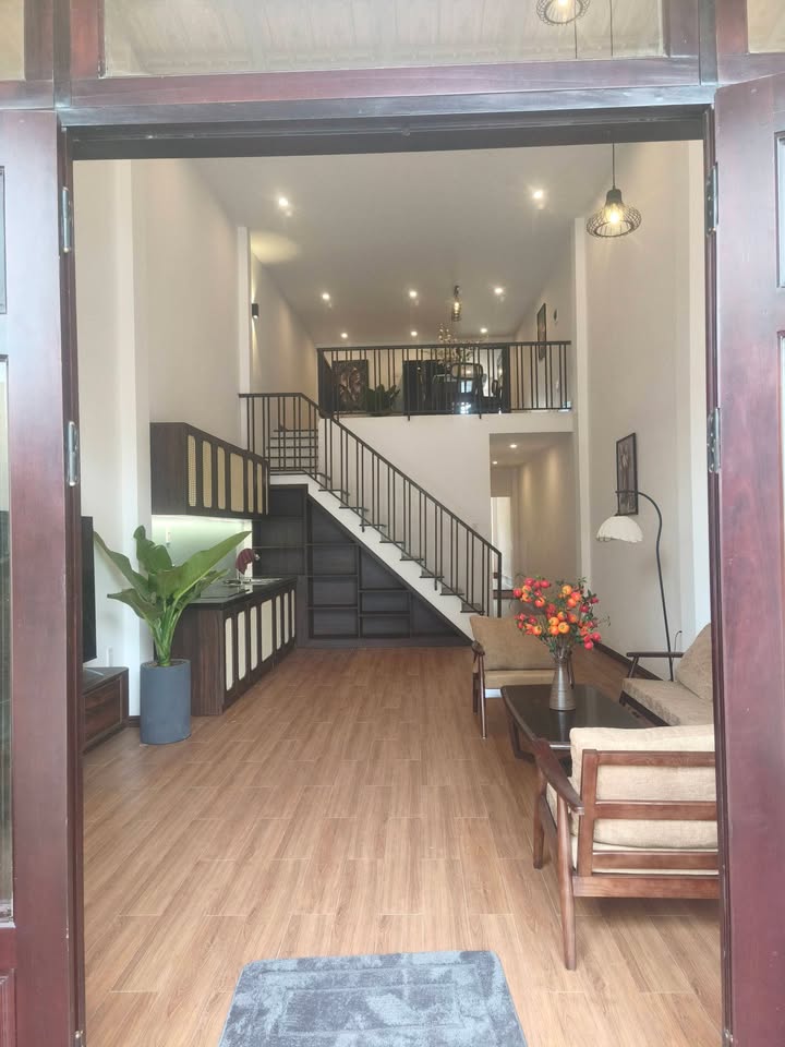 Nhà riêng Dương Sơn Hòa Châu 100m² giá 4.25 tỷ - Nhà đẹp, nội thất mới!