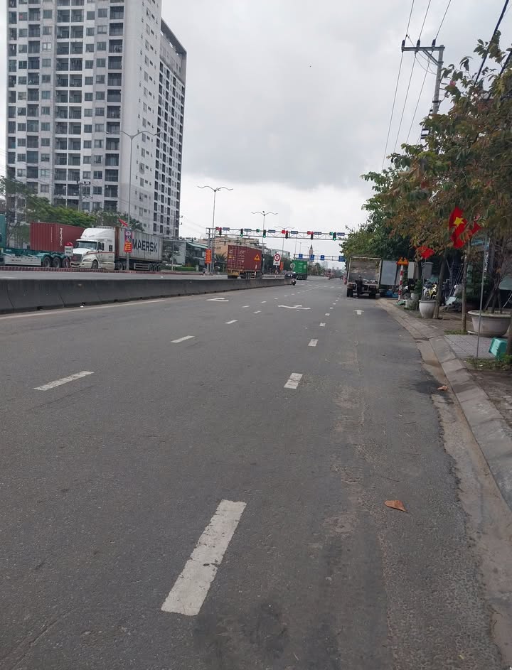 Đất mặt tiền Ngô Quyền Đà Nẵng 120m² giá 8.4 tỷ - Đầu tư sinh lời ngay!