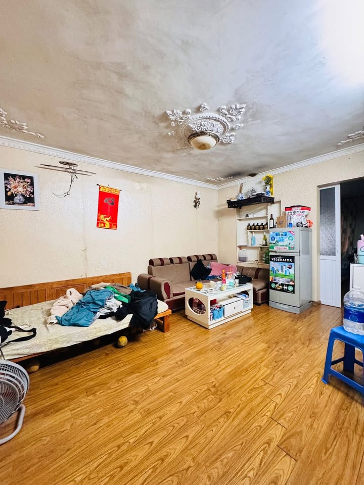 Căn hộ tại Phường Thành Công, Quận Ba Đình 50m² giá 3 tỷ - Sổ đỏ chính chủ, xem ngay!