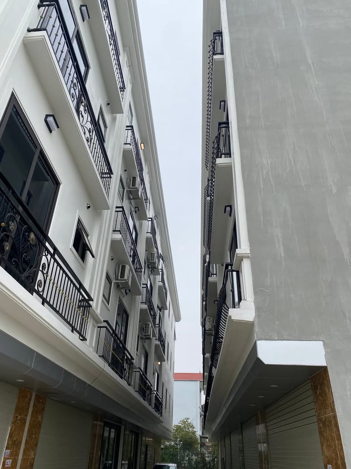 Nhà đẹp Vân Côn, Hoài Đức 42.5m² giá 4.4 tỷ - Ô tô đỗ cửa, sống xanh giữa lòng Hà Nội!