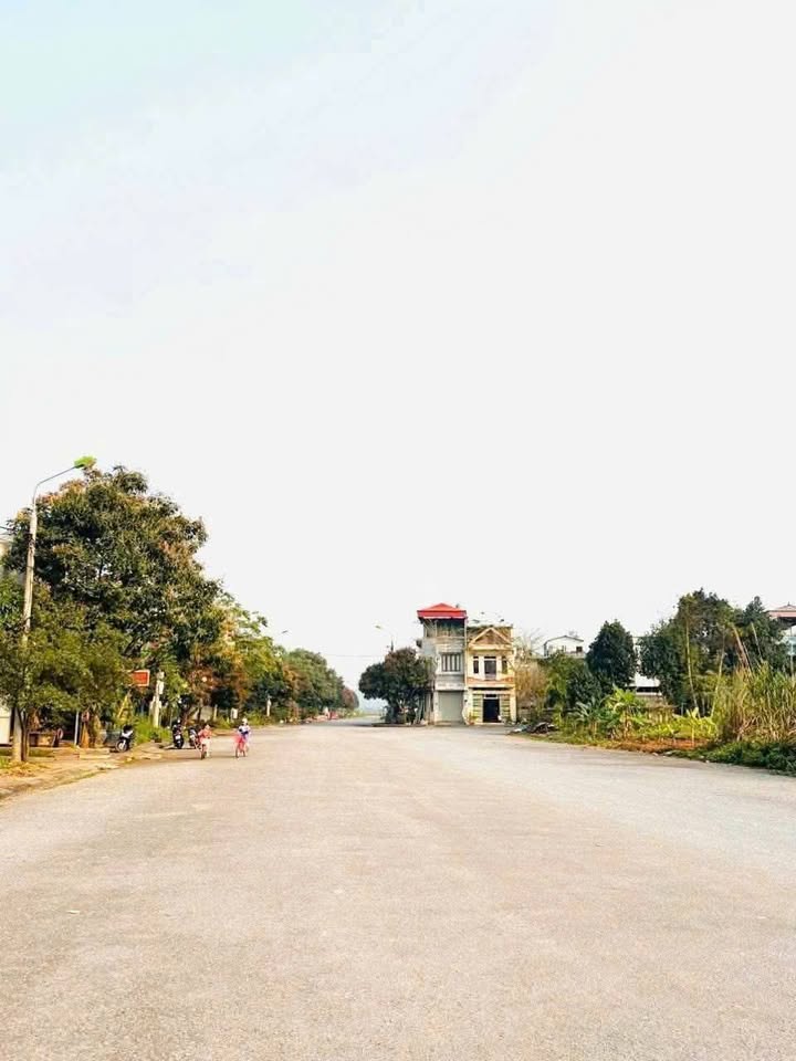 Đất nền đường XT21 - Đặng Thái Thân, Xuân Tăng 100m² giá 1.2 tỷ - Cơ hội đầu tư tuyệt vời!